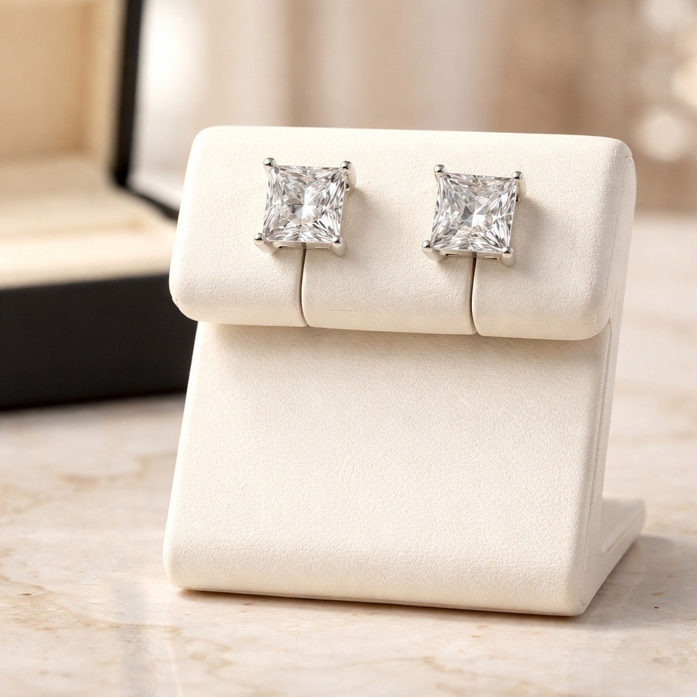 NWT 1.6 Cttw Moissanite & 925 Silver Stud Earrings